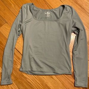 Hollister Long sleep Size Large Top